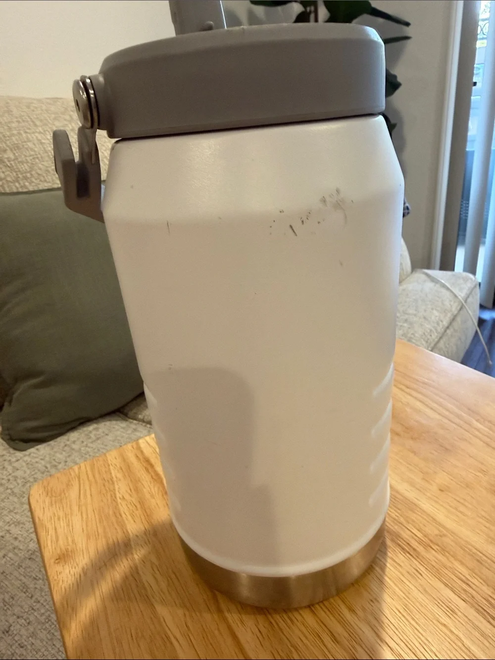 Stanley White with Gray Lid and Silver Base- 64 oz straw jug. - Picture 4 of 7